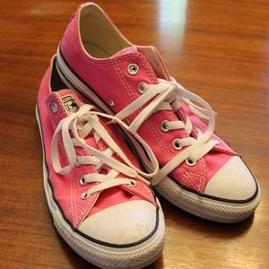 Pink Converse Low Top Chuck Taylor Size 10 Women